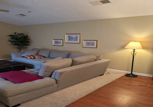 Listing Photo 4 - Condo for sale in building located at 2360 Hwy 31 W, White House, TN 37188 - Unit #202