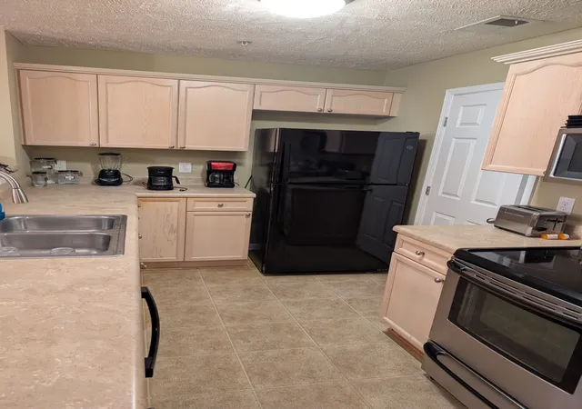 Listing Photo 5 - Condo for sale in building located at 2360 Hwy 31 W, White House, TN 37188 - Unit #202