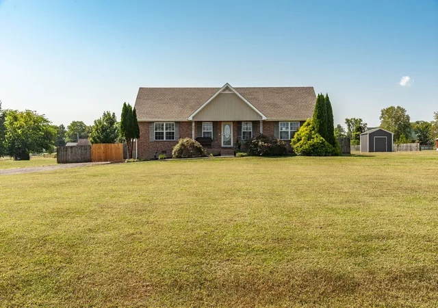 Photo 2 of Single family home for sale at 1008 Spire Way Dr, Castalian Springs, TN 37031 | MLS# 3541566 | Listing updated on 2026-09-04