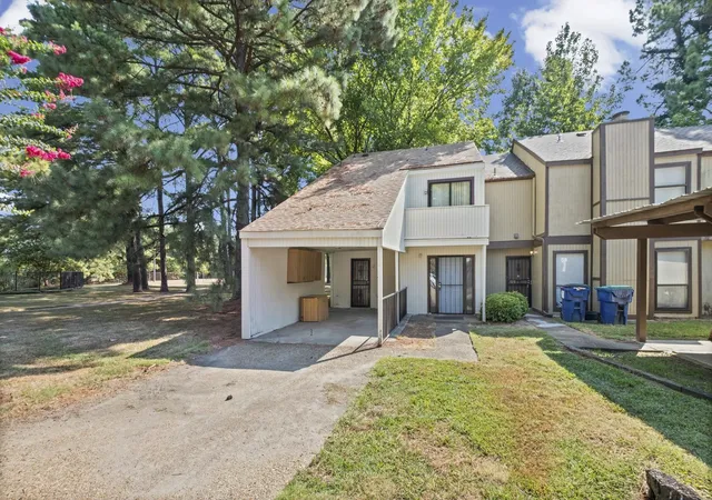 Photo 3 of Townhouse for sale at 1850 Quail Valley Cv #1850, Memphis, TN 38134 | MLS# 3541563 | Listing updated on 2026-09-04