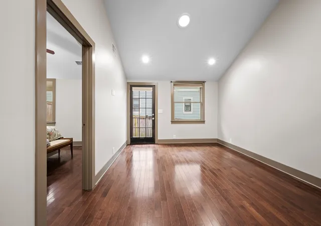 Listing Photo 5 - Condo for sale in building located at 818 Fatherland St, Nashville, TN 37206 - Unit #2