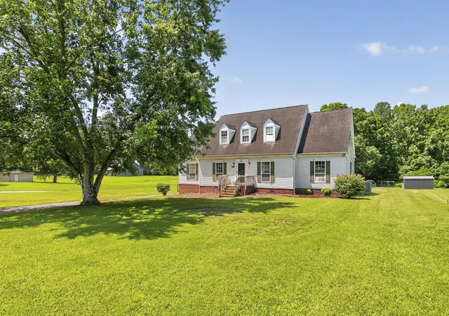 Photo 4 of Single family home for sale at 2558 S Mount Pleasant Rd, Greenbrier, TN 37073 | MLS# 3542516 | Listing updated on 2026-10-24