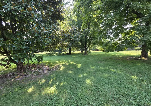 Photo 3 of Single family home for sale at 285 Haywood Ln, Nashville, TN 37211 | MLS# 3542644 | Listing updated on 2026-09-07