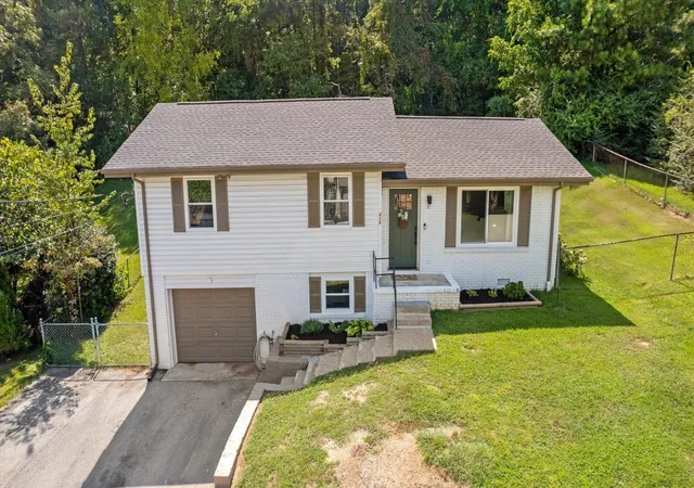 Photo 2 of Single family home for sale at 436 Sevier St, Hixson, TN 37343 | MLS# 3541972 | Listing updated on 2026-09-14