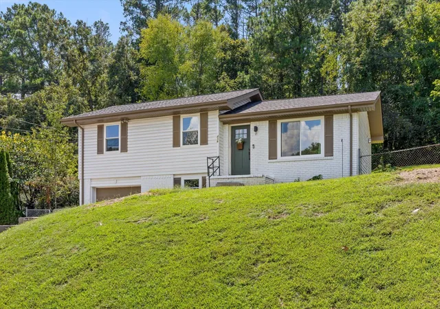 Photo 2 of Single family home for sale at 436 Sevier St, Hixson, TN 37343 | MLS# 3541972 | Listing updated on 2026-09-14