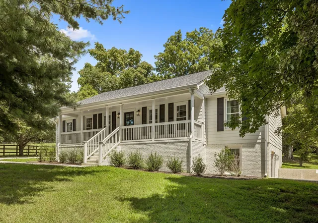 Photo 3 of Single family home for sale at 670 Northridge Rd, Columbia, TN 38401 | MLS# 3542428 | Listing updated on 2026-09-26