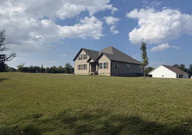 Photo 1 of Single family home for sale at 234 Horton Ln, Lafayette, TN 37083 | MLS# 3542715 | Listing updated on 2026-09-23
