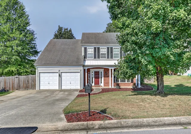 Photo 2 of Single family home for sale at 1690 Eagle Tr Dr, Mount Juliet, TN 37122 | MLS# 3542771 | Listing updated on 2026-09-14