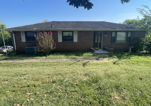 Photo 3 of Single family home for sale at 925 Allen Rd, Nashville, TN 37214 | MLS# 3592877 | Listing updated on 2026-09-16