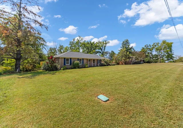 Photo 2 of Single family home for sale at 495 Page Dr, Mount Juliet, TN 37122 | MLS# 3546522 | Listing updated on 2026-09-30