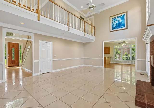 Photo 4 of Single family home for sale at 129 Pembroke Dr, Hendersonville, TN 37075 | MLS# 3542358 | Listing updated on 2026-09-16
