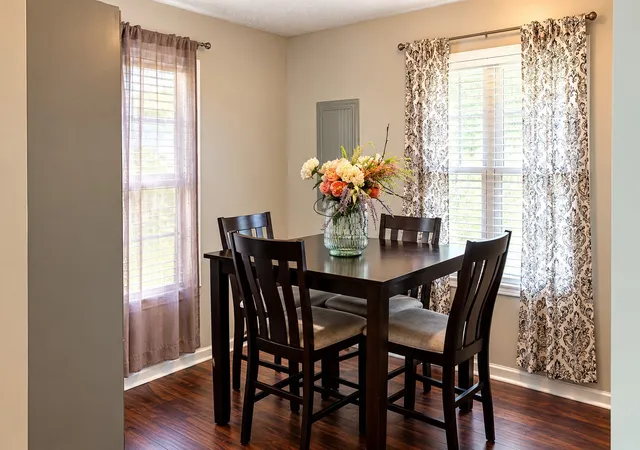 Photo 3 of Single family home for sale at 91 Holly St, Jackson, TN 38301 | MLS# 3545499 | Listing updated on 2026-10-14