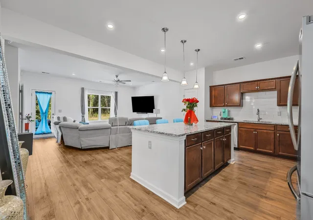 Photo 3 of Townhouse for sale at 161 Townsend Cir, Shelbyville, TN 37160 | MLS# 3542089 | Listing updated on 2026-09-04