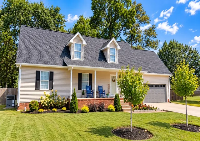 Photo 1 of Single family home for sale at 405 Long Crk Dr, Christiana, TN 37037 | MLS# 3542459 | Listing updated on 2026-09-25