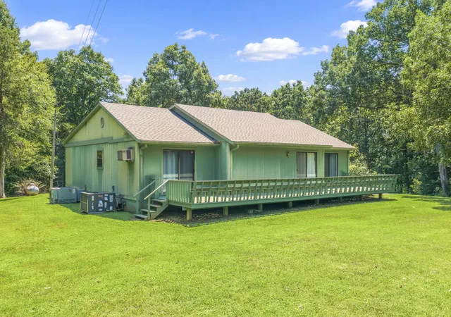 Photo 2 of Single family home for sale at 9960 Darden Christian Chapel Rd, Wildersville, TN 38388 | MLS# 3542271 | Listing updated on 2026-09-04