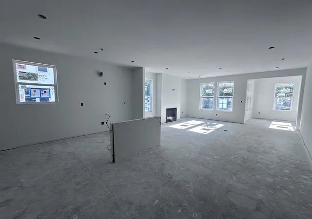 Photo 3 of Sale Pending at 401 Baronswood Dr, Nolensville, TN 37135 | MLS# 3542272 | Listing updated on 2026-09-04