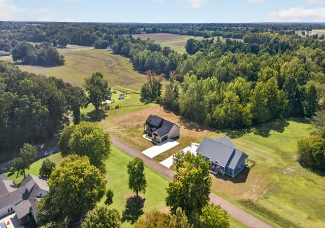 Photo 40 of Single family home for sale at 420 Sandhill Rd, Martin, TN 38237 | MLS# 3612080 | Listing updated on 2026-10-06