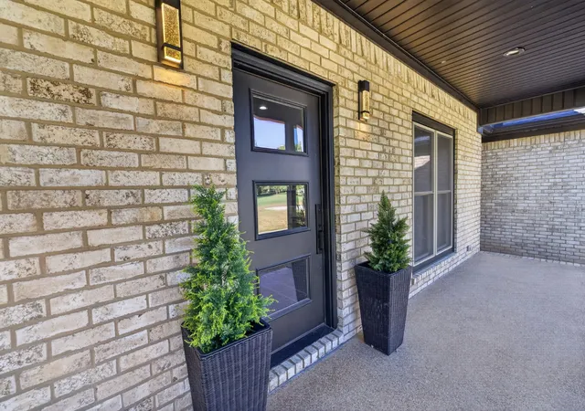 Photo 3 of Single family home for sale at 420 Sandhill Rd, Martin, TN 38237 | MLS# 3612080 | Listing updated on 2026-10-06