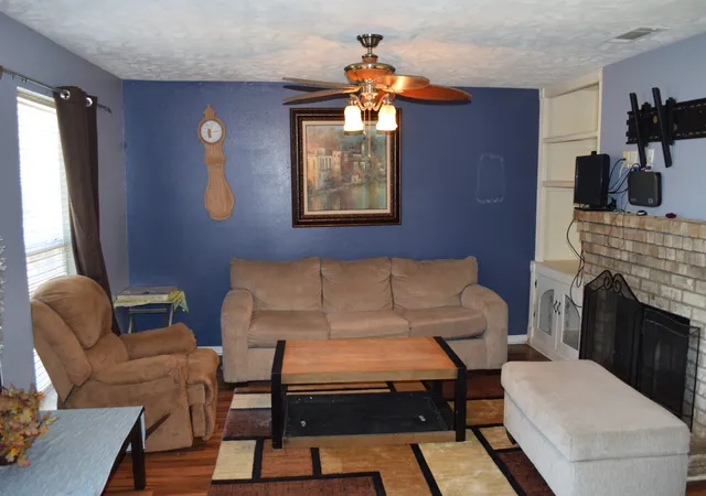 Photo 4 of Single family home for sale at 456 Cedar Park Cir, La Vergne, TN 37086 | MLS# 3542317 | Listing updated on 2026-09-12