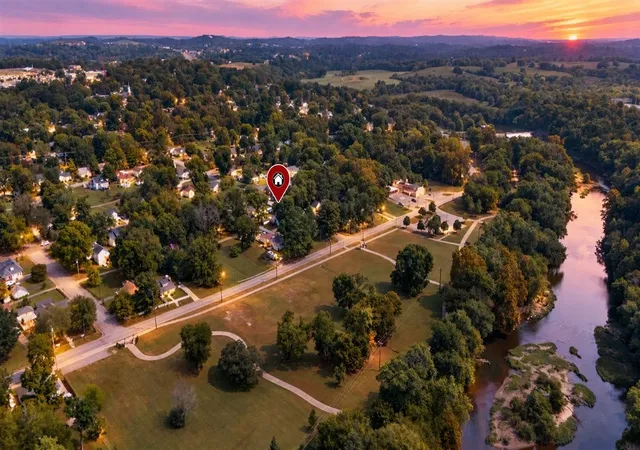 Photo 16 of Single family home for sale at 211 Riverside Dr, Columbia, TN 38401 | MLS# 3543153 | Listing updated on 2026-09-14