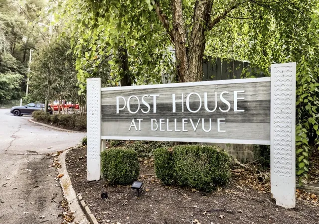 Photo 1 of Townhouse for sale at 402 Post Crk Rd, Nashville, TN 37221 | MLS# 3542438 | Listing updated on 2026-09-13