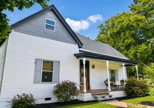 Photo 1 of Single family home for sale at 500 5th Avenue E, Springfield, TN 37172 | MLS# 3542464 | Listing updated on 2026-09-05