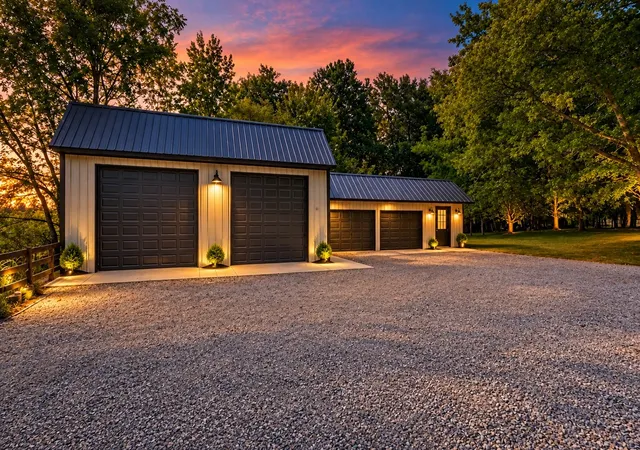 Photo 2 of Single family home for sale at 2039 Short Mountain Rd, Woodbury, TN 37190 | MLS# 3542466 | Listing updated on 2026-10-07