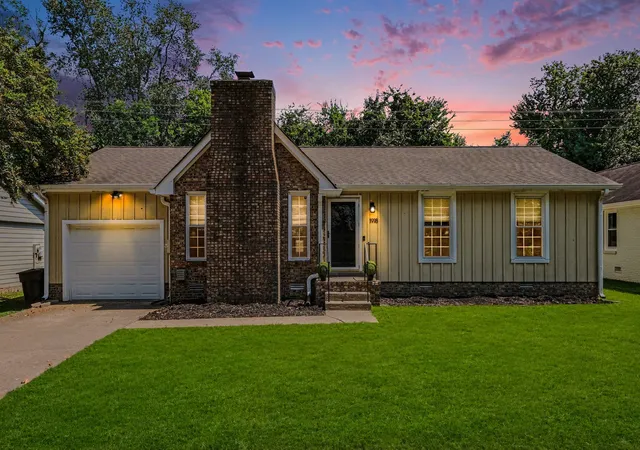 Photo 1 of Single family home for sale at 1918 Redbud Ct, Franklin, TN 37064 | MLS# 3542483 | Listing updated on 2026-09-05