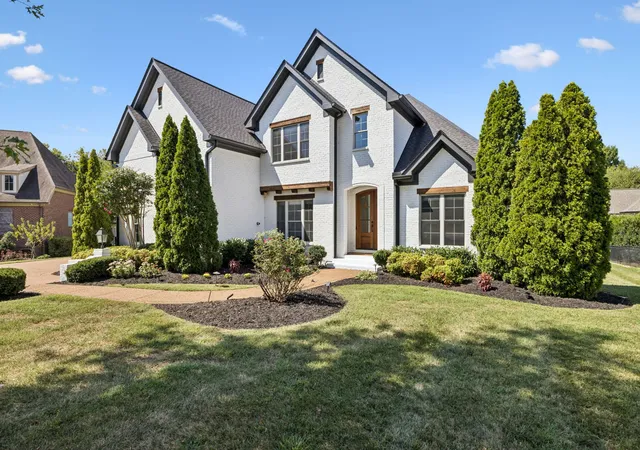 Photo 2 of Single family home for sale at 1005 Orchard Hl Ct, Arrington, TN 37014 | MLS# 3593663 | Listing updated on 2026-09-26