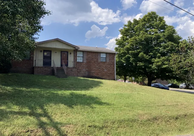 Photo 1 of Multi family home for sale at 1208 Rosebank Ave, Nashville, TN 37206 | MLS# 3542728 | Listing updated on 2026-09-08