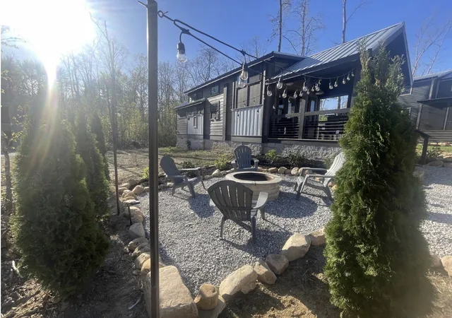 Photo 2 of Manufactured home for sale at 122 Hemlock Cv, Tracy City, TN 37387 | MLS# 3542892 | Listing updated on 2026-10-01