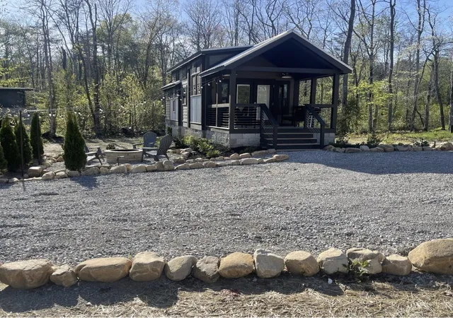 Photo 4 of Manufactured home for sale at 122 Hemlock Cv, Tracy City, TN 37387 | MLS# 3542892 | Listing updated on 2026-10-01