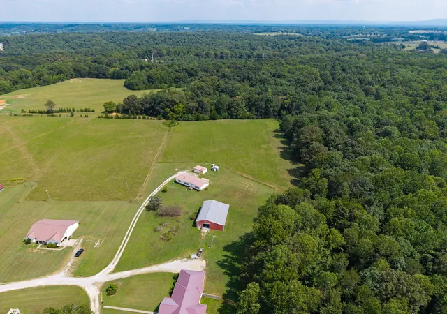 Photo 2 of Manufactured home for sale at 20 Light Ln, Kelso, TN 37348 | MLS# 3542487 | Listing updated on 2026-09-05
