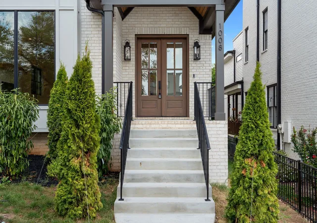 Photo 4 of Single family home for sale at 1008 Argyle Ave, Nashville, TN 37203 | MLS# 3542508 | Listing updated on 2026-09-05
