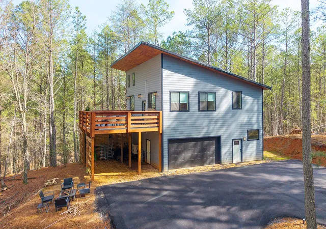 Photo 3 of Single family home for sale at 126 Hummingbird Way, Copperhill, TN 37317 | MLS# 3542544 | Listing updated on 2026-09-05