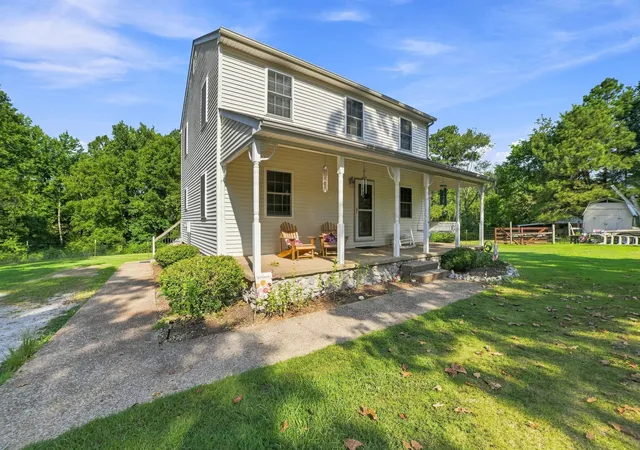 Photo 1 of Single family home for sale at 205 Harris St, Camden, TN 38320 | MLS# 3543251 | Listing updated on 2026-09-22