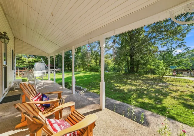 Photo 3 of Single family home for sale at 205 Harris St, Camden, TN 38320 | MLS# 3543251 | Listing updated on 2026-09-22