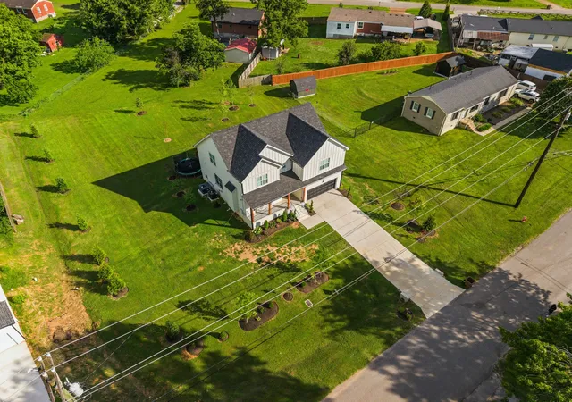Photo 3 of Single family home for sale at 3406 Lallemand Dr, Nashville, TN 37211 | MLS# 3542540 | Listing updated on 2026-09-05