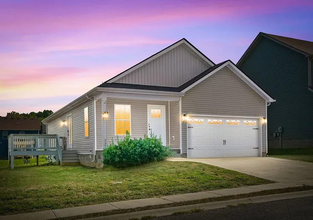 Photo 2 of Single family home for sale at 201 Geneva Ln, Clarksville, TN 37040 | MLS# 3547117 | Listing updated on 2026-09-12