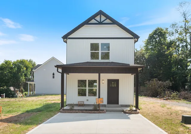 Photo 1 of Single family home for sale at 411c Beech St, Clarksville, TN 37042 | MLS# 3542902 | Listing updated on 2026-09-22