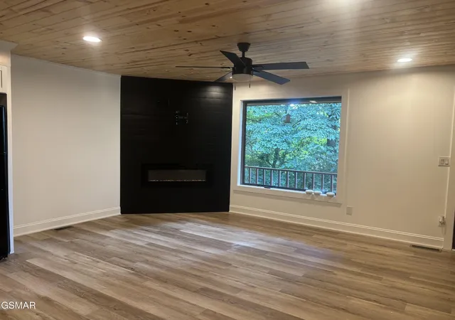 Photo 3 of Single family home for sale at 1204 Piney Mountain Rd, Newport, TN 37821 | MLS# 3542666 | Listing updated on 2026-10-02