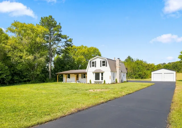 Photo 1 of Single family home for sale at 1548 Roy Sellers Rd, Columbia, TN 38401 | MLS# 3545374 | Listing updated on 2026-09-13