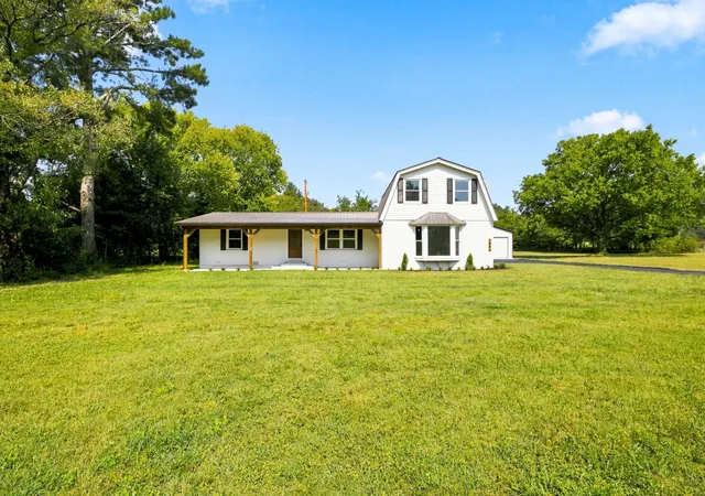 Photo 2 of Single family home for sale at 1548 Roy Sellers Rd, Columbia, TN 38401 | MLS# 3545374 | Listing updated on 2026-09-13