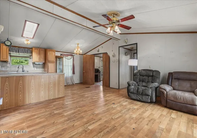 Photo 2 of Manufactured home for sale at 190 County Rd 897, Etowah, TN 37331 | MLS# 3542704 | Listing updated on 2026-09-21