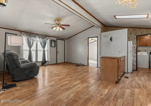 Photo 3 of Manufactured home for sale at 190 County Rd 897, Etowah, TN 37331 | MLS# 3542704 | Listing updated on 2026-09-21