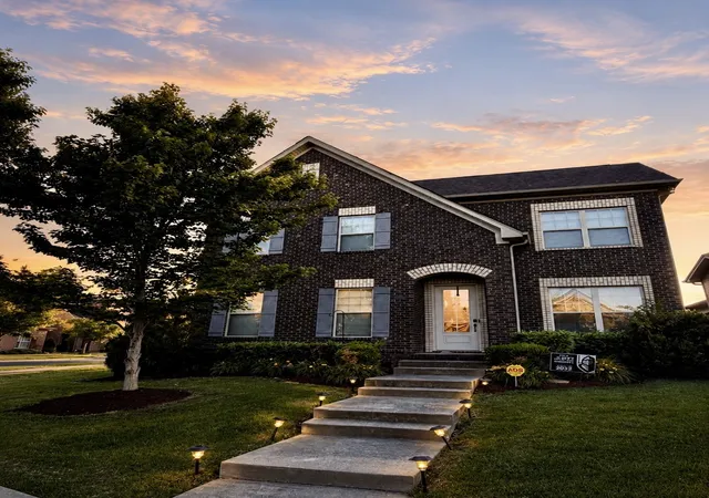 Photo 3 of Single family home for sale at 1099 Paddock Park Cir, Gallatin, TN 37066 | MLS# 3542719 | Listing updated on 2026-09-15
