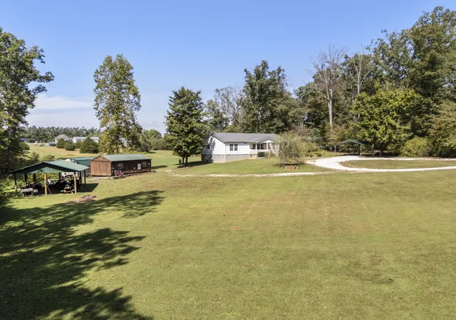Photo 1 of Manufactured home for sale at 1432 Lecomte Rd, Dickson, TN 37055 | MLS# 3596191 | Listing updated on 2026-09-19