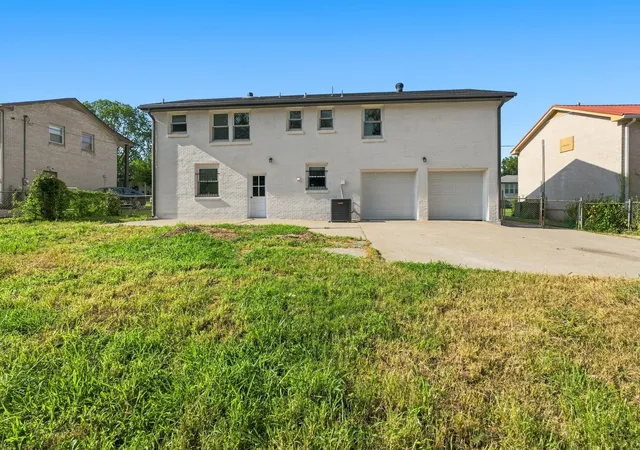 Photo 1 of Single family home for sale at 725 Roman Dr, Nashville, TN 37207 | MLS# 3542747 | Listing updated on 2026-09-17
