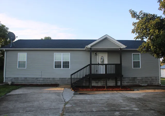 Photo 1 of Single family home for sale at 90 Allred Rd, Decherd, TN 37324 | MLS# 3542805 | Listing updated on 2026-09-23