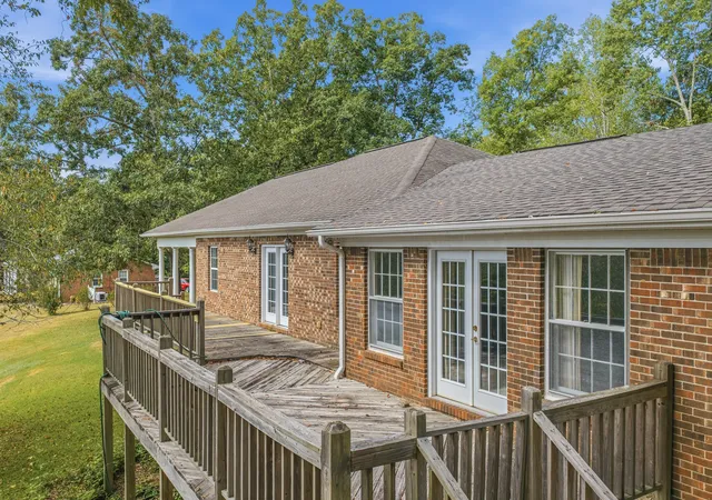 Photo 3 of Single family home for sale at 221 Dickson Ln, Parsons, TN 38363 | MLS# 3547062 | Listing updated on 2026-09-14
